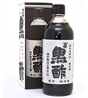 国産の黒酢　真黒酢（１２本入り）